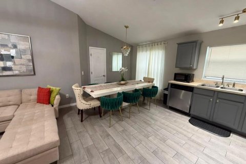 Villa ou maison à louer à Davenport, Floride: 4 chambres, 150.41 m2 № 2413869 - photo 6