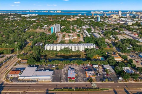 Condo à Clearwater, Floride, 2 chambres № 2196690