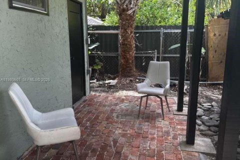 Propiedad comercial en alquiler en Miami, Florida, 1 dormitorio, 63.17 m2 № 2045139 - foto 15
