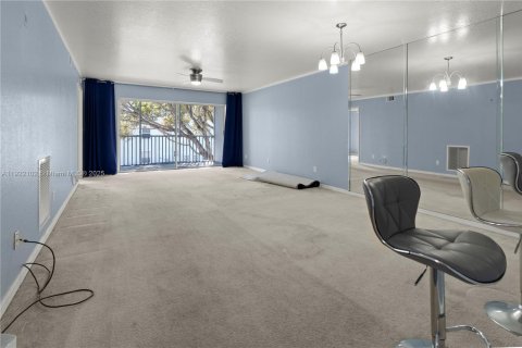 Condo in Naples, Florida, 2 bedrooms № 1976023 - photo 7