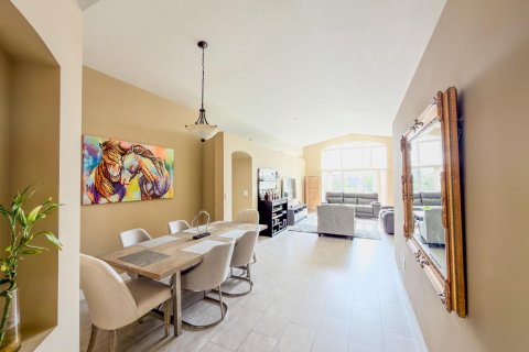 Villa ou maison à louer à Pembroke Pines, Floride: 3 chambres, 162.3 m2 № 2191957 - photo 2