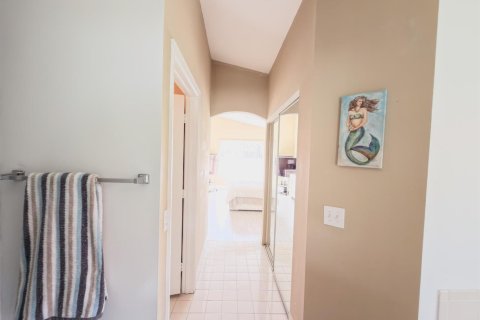Villa ou maison à louer à Pembroke Pines, Floride: 3 chambres, 162.3 m2 № 2191957 - photo 19