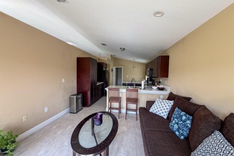 Villa ou maison à louer à Pembroke Pines, Floride: 3 chambres, 162.3 m2 № 2191957 - photo 11