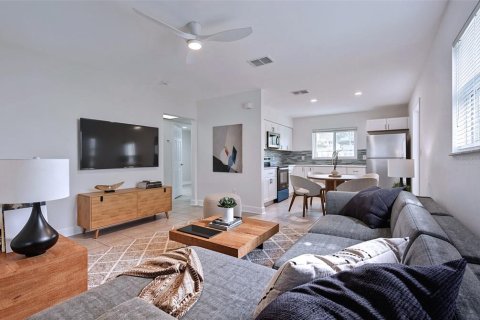 Appartement à louer à Saint Pete Beach, Floride: 2 chambres, 87.05 m2 № 2148880 - photo 5