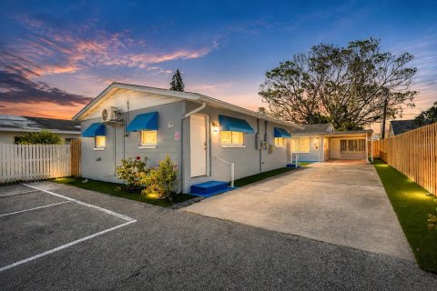 Appartement à louer à Saint Pete Beach, Floride: 2 chambres, 87.05 m2 № 2148880 - photo 17