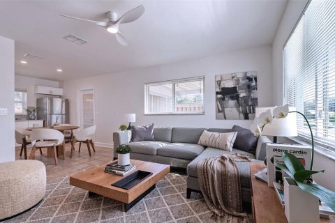 Appartement à louer à Saint Pete Beach, Floride: 2 chambres, 87.05 m2 № 2148880 - photo 4