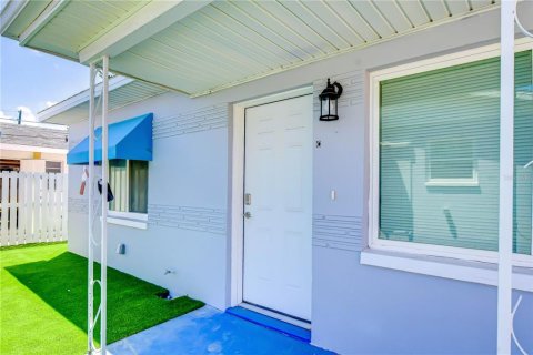 Appartement à louer à Saint Pete Beach, Floride: 2 chambres, 87.05 m2 № 2148880 - photo 3