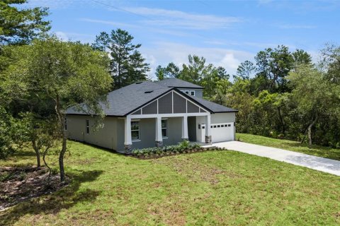 Villa ou maison à vendre à Eustis, Floride: 4 chambres, 252.23 m2 № 2152040 - photo 4