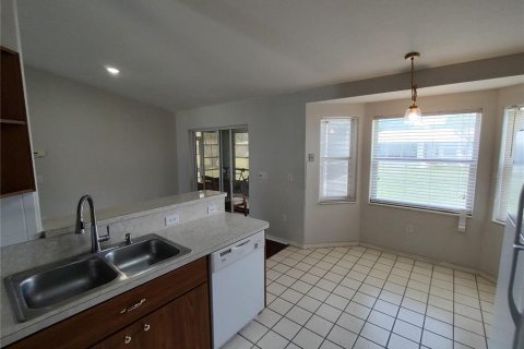 House in Ocala, Florida 3 bedrooms, 121.24 sq.m. № 1630113 - photo 11