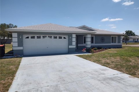 House in Ocala, Florida 3 bedrooms, 121.24 sq.m. № 1630113 - photo 3
