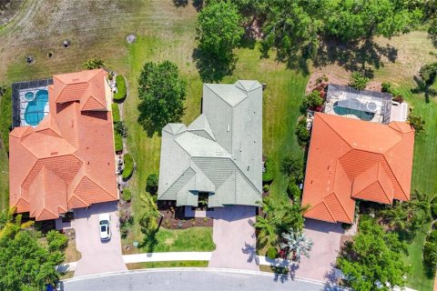 House in Bradenton, Florida 3 bedrooms, 232.26 sq.m. № 1614756 - photo 4