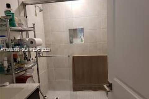 Adosado en venta en Homestead, Florida, 4 dormitorios, 127.65 m2 № 2030419 - foto 18