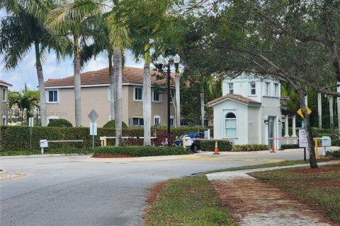 Adosado en venta en Homestead, Florida, 4 dormitorios, 127.65 m2 № 2030419 - foto 5