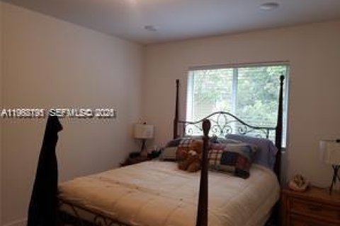 Adosado en venta en Homestead, Florida, 4 dormitorios, 127.65 m2 № 2030419 - foto 17