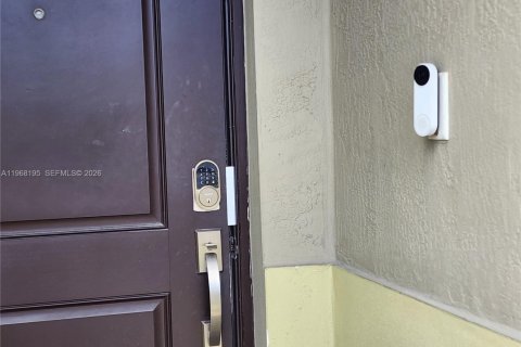 Adosado en venta en Homestead, Florida, 4 dormitorios, 127.65 m2 № 2030419 - foto 9