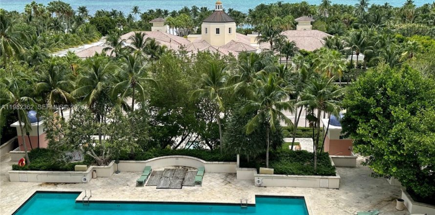 Condo à Key Biscayne, Floride, 3 chambres № 2175297