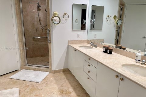 Copropriété à louer à Key Biscayne, Floride: 3 chambres, 232.26 m2 № 2175297 - photo 11