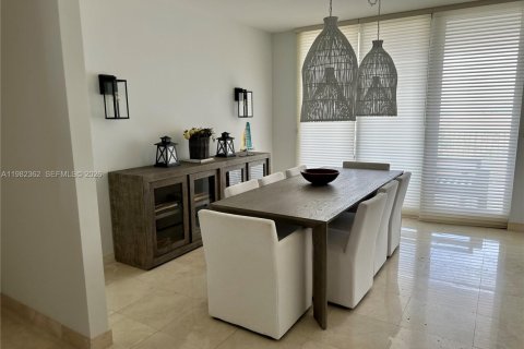 Copropriété à louer à Key Biscayne, Floride: 3 chambres, 232.26 m2 № 2175297 - photo 7