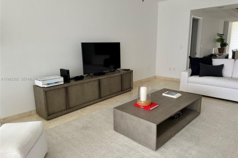 Copropriété à louer à Key Biscayne, Floride: 3 chambres, 232.26 m2 № 2175297 - photo 6