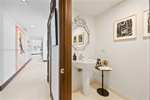 Снять в аренду виллу или дом в Корал-Гейблс, Флорида 6 спален, 524.25м2, № 1956959 - фото 13