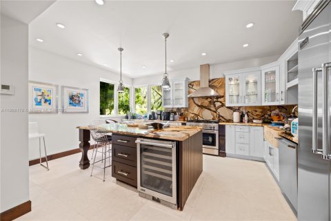 Снять в аренду виллу или дом в Корал-Гейблс, Флорида 6 спален, 524.25м2, № 1956959 - фото 7