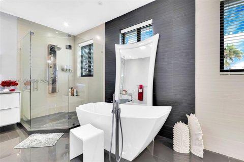 Купить виллу или дом в Майами, Флорида 4 спальни, 239.69м2, № 2067420 - фото 27