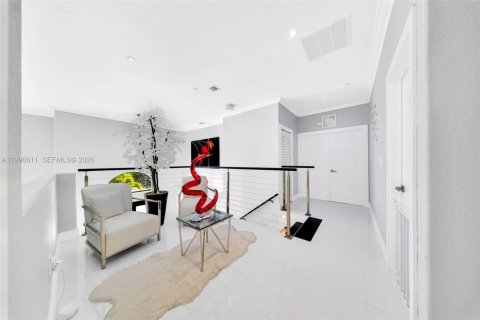 Купить виллу или дом в Майами, Флорида 4 спальни, 239.69м2, № 2067420 - фото 20