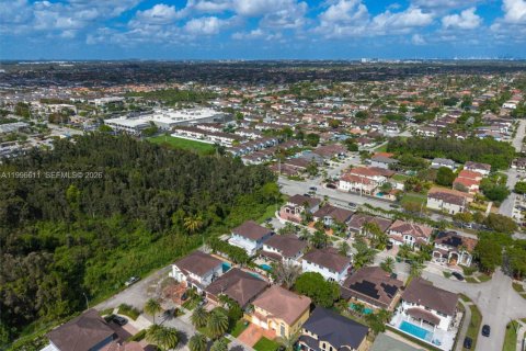 Купить виллу или дом в Майами, Флорида 4 спальни, 239.69м2, № 2067420 - фото 10