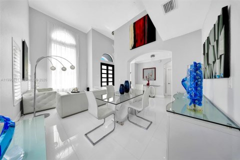 Купить виллу или дом в Майами, Флорида 4 спальни, 239.69м2, № 2067420 - фото 30