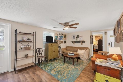 House in Venice, Florida 2 bedrooms, 65.4 sq.m. № 1525107 - photo 4