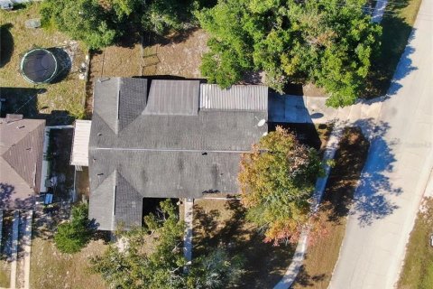 Casa en venta en Deltona, Florida, 4 dormitorios, 157.84 m2 № 2237450 - foto 3