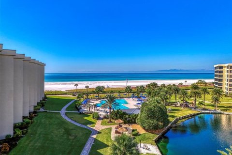 Condo in Sarasota, Florida, 2 bedrooms № 2167314