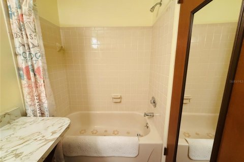 Villa ou maison à louer à Zephyrhills, Floride: 2 chambres, 80.27 m2 № 2431213 - photo 26