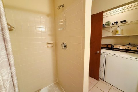 Villa ou maison à louer à Zephyrhills, Floride: 2 chambres, 80.27 m2 № 2431213 - photo 15