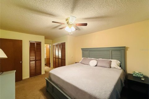 Villa ou maison à louer à Zephyrhills, Floride: 2 chambres, 80.27 m2 № 2431213 - photo 19