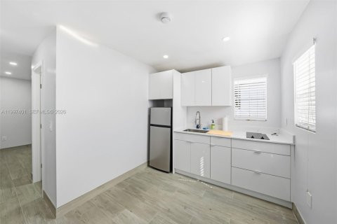 House in Homestead, Florida 3 bedrooms, 174.66 sq.m. № 2059464 - photo 20