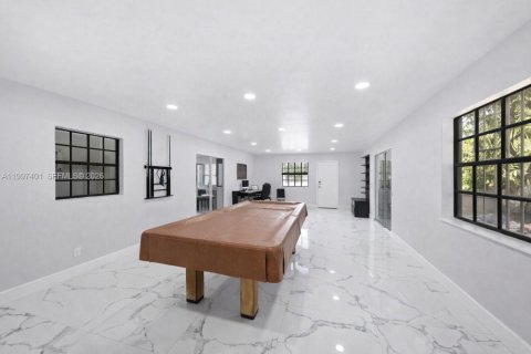 House in Homestead, Florida 3 bedrooms, 174.66 sq.m. № 2059464 - photo 15