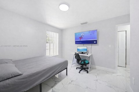 House in Homestead, Florida 3 bedrooms, 174.66 sq.m. № 2059464 - photo 14