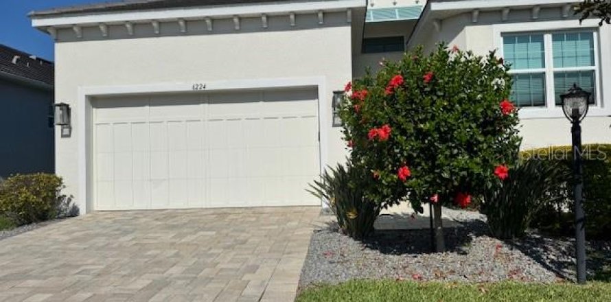 House in Bradenton, Florida 2 bedrooms, 183.39 sq.m. № 2230882