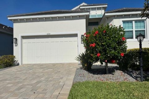 House in Bradenton, Florida 2 bedrooms, 183.39 sq.m. № 2230882 - photo 14