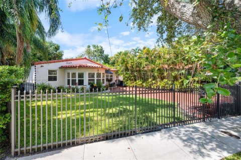 Casa en venta en Miami, Florida, 3 dormitorios, 173.73 m2 № 1940938 - foto 25