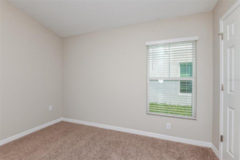 House in Haines City, Florida 3 bedrooms, 150.04 sq.m. № 2149440 - photo 20