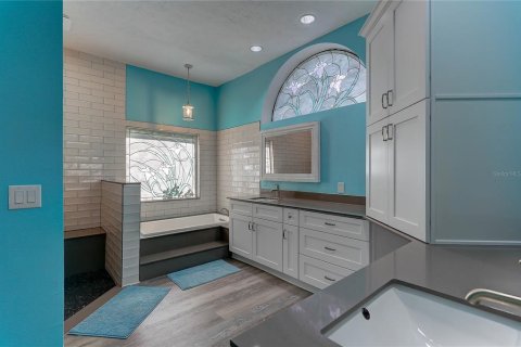 Villa ou maison à vendre à Valrico, Floride: 5 chambres, 304.81 m2 № 1912749 - photo 19