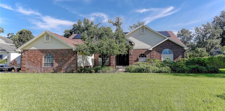 Villa ou maison à Valrico, Floride 5 chambres, 304.81 m2 № 1912749