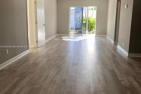 Villa ou maison à vendre à Pompano Beach, Floride: 3 chambres, 107.02 m2 № 1976937 - photo 5