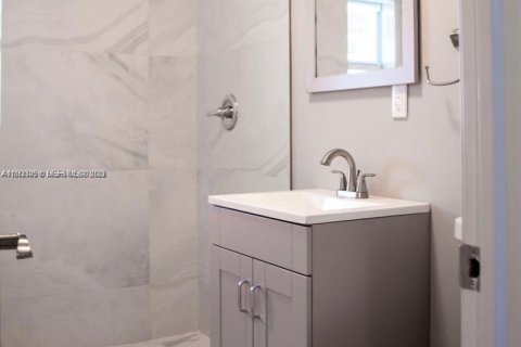 Villa ou maison à vendre à Pompano Beach, Floride: 3 chambres, 107.02 m2 № 1976937 - photo 9