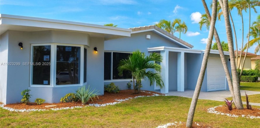 Villa ou maison à Pompano Beach, Floride 3 chambres, 107.02 m2 № 1976937