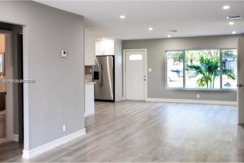 Villa ou maison à vendre à Pompano Beach, Floride: 3 chambres, 107.02 m2 № 1976937 - photo 4