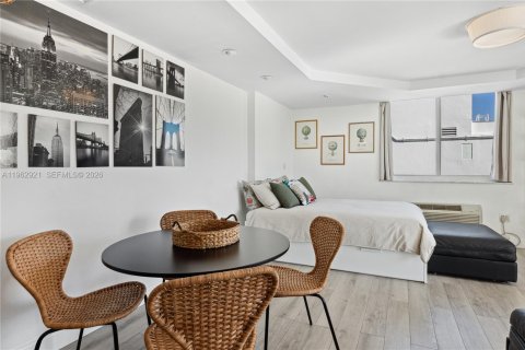 Condo à Miami Beach, Floride, 1 chambre  № 2025569