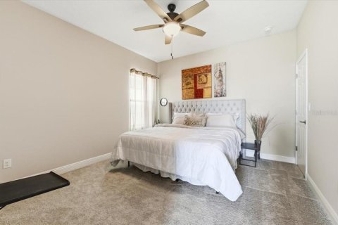 House in Fish Hawk, Florida 5 bedrooms, 329.62 sq.m. № 2093942 - photo 18